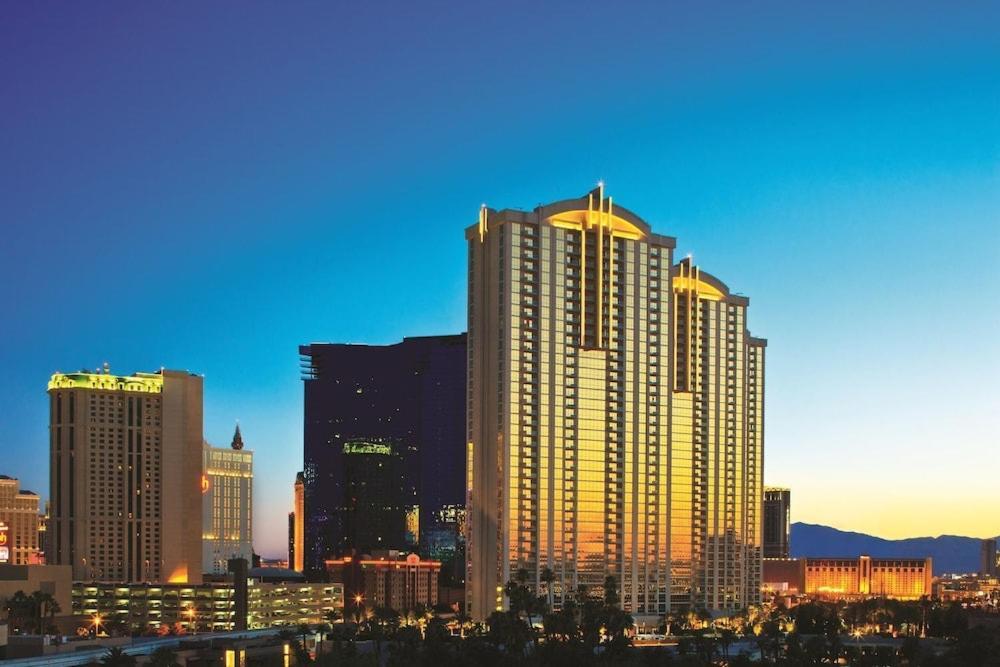 The Signature At Mgm Grand By Suiteness Лас-Вегас Экстерьер фото